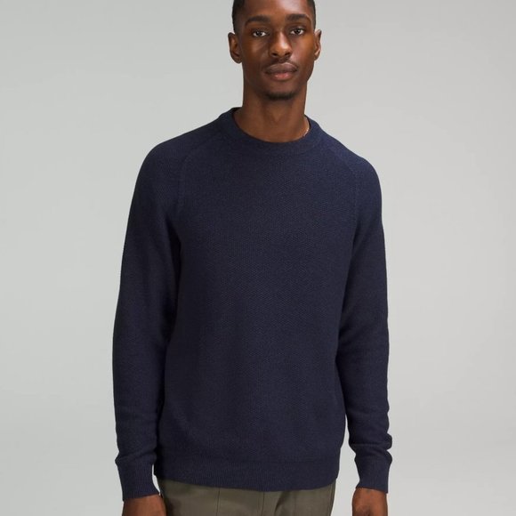 lululemon athletica Other - LULULEMON textured knit crewneck sweater